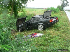 Автомобил катастрофира до Крънско ханче