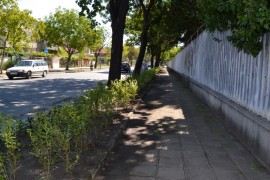 Близо 1.5 декара тротоарни площи са обновени в Казанлък