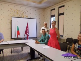 Трета в листата на АБВ е казанлъчанката Мария  Славова