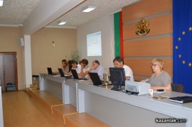 Нов кредит от 4 млн. лв. и вдигане таксите в детските заведения гласуваха днес съветниците