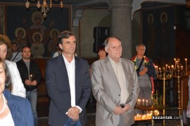 Камбанен звън огласи Казанлък в чест на 129-годишнината от Съединението