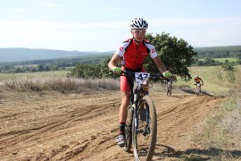  Край морето казанлъчани спечелиха победи в колоездачната дисциплина крос кънтри