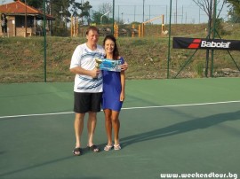 Краси Минтов игра на финал на тенис турнир край морето