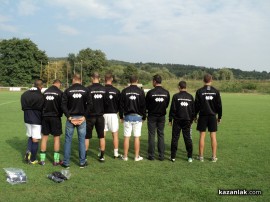 Би Би Си Кейбъл подари тренировъчна екипировка на футболистите на Розова долина