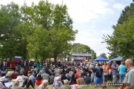 Над 12 000 дойдоха на събора на русофилите край Казанлък