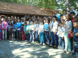 18 бели гълъба на свободата полетяха в празник на жените от ДПС