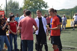 Драгомир Стойнев: Държавата да инвестира в масовия спорт в училище