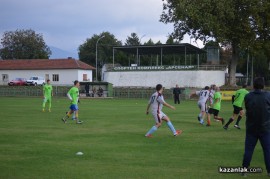 Снимки и видео от първия мач на междуфирмения футболен турнир 