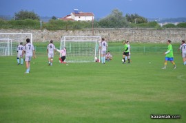 Снимки и видео от първия мач на междуфирмения футболен турнир 