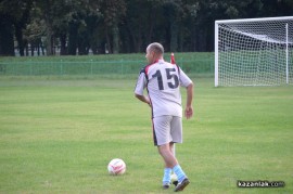 Снимки и видео от първия мач на междуфирмения футболен турнир 