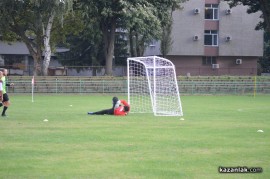 Снимки и видео от първия мач на междуфирмения футболен турнир 