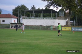 Снимки и видео от първия мач на междуфирмения футболен турнир 