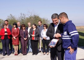 Стойнев от Шипка: Време е да спрем да се разделяме