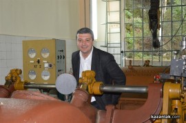 Драгомир Стойнев: Да кажат кой от комисарите как е гласувал за цената на тока