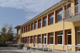 Напълно обновена е целодневна детска градина № 15 „Звънче“