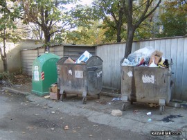 Намереното новородено в контейнер в Казанлък е българче, живо и здраво е