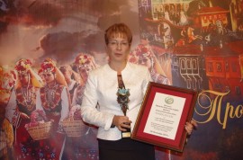 Кметът на община Казанлък Галина Стоянова бе отличена с престижната награда „Човек на 21 век“