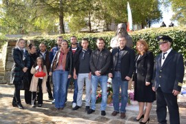 Откриха паметник на възрожденеца Онуфрий Хилендарски