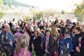 Откриха паметник на възрожденеца Онуфрий Хилендарски