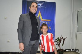 Борис Кърчев награди първите победители в „Талантите на Казанлък”