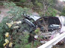 Разлята нафта по пътя Казанлък - Стара Загора доведе до  десетки катастрофи