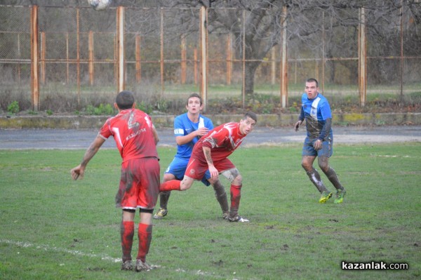 Юношите на Розова долина приключиха полусезона с важна победа