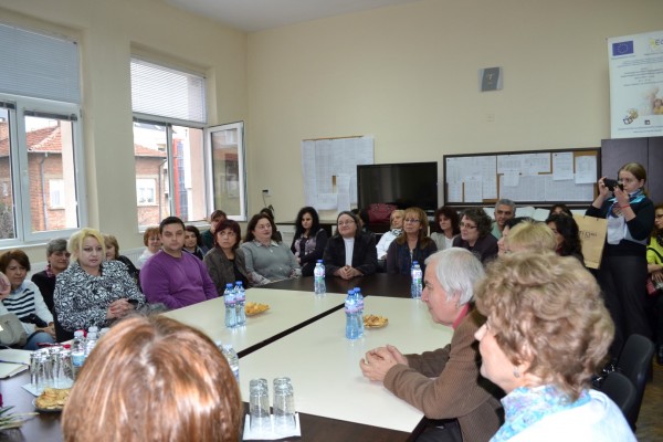 Министърът на образованието обеща подкрепа за Математическата гимназия в Казанлък