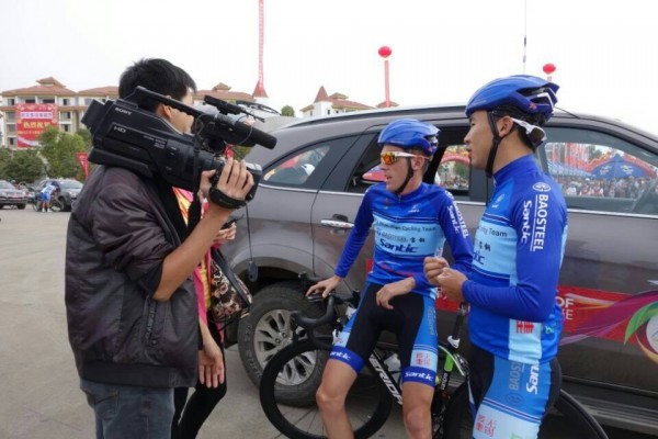 Казанлъшки колоездач представи България на състезания в Китай