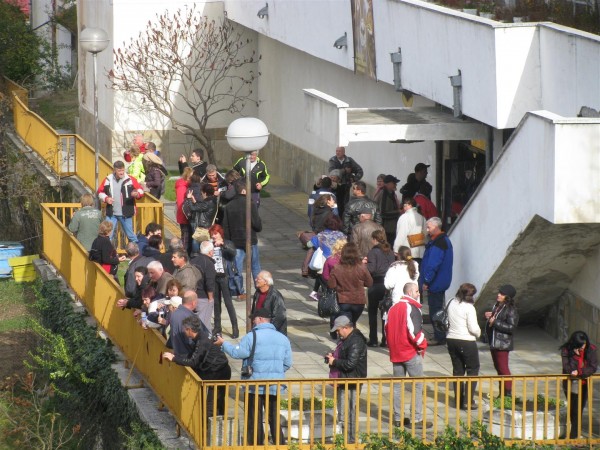 Снимки от казанлъшка експедиция в Златоград показват днес в ИМ “Искра“