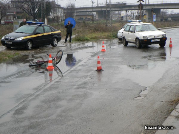 Жена е с мозъчно сътресение след пътен инцидент в Казанлък
