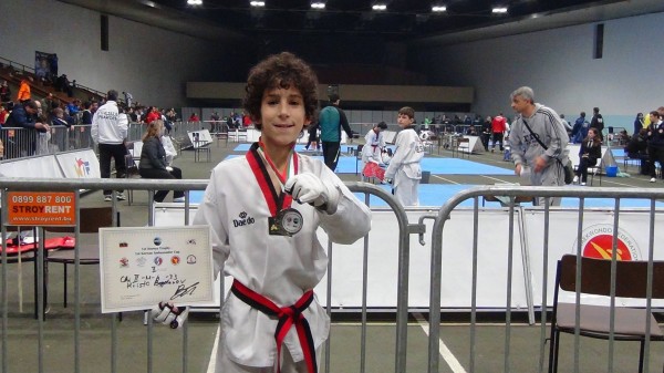 Казанлъшките таекуондисти с медали от турнир с близо 1 000 състезатели