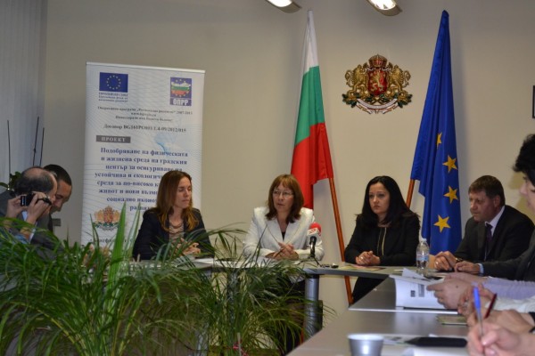 Министър Лиляна Павлова: Казанлък е сред приоритетите на правителството