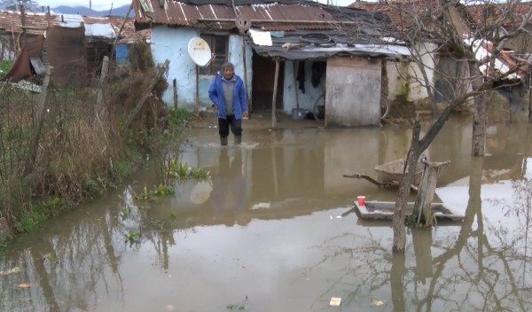 Мъглижкото село Зимница е под вода / Новини от Казанлък