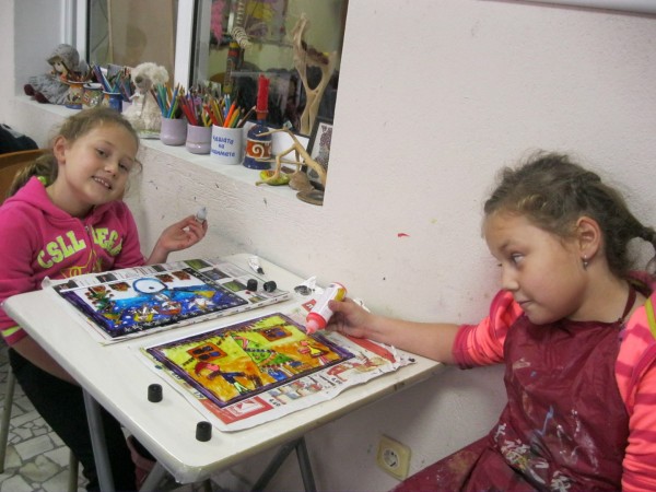  Рисунки върху стъкло в галерия Ателието