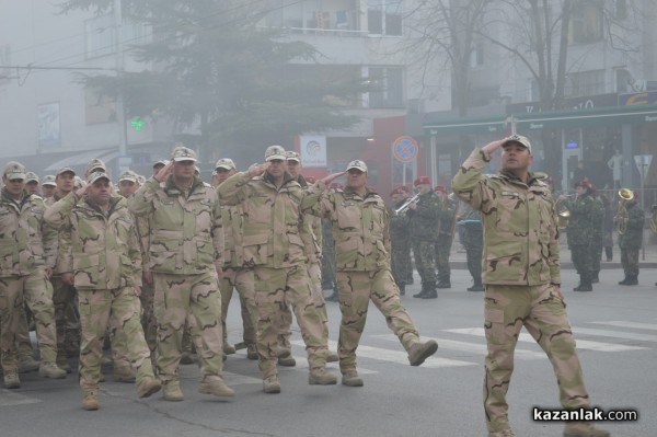 Посрещане на военните от Афганистан 