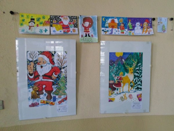 Картички изработени от казанлъшки ученици с отличие в конкурс