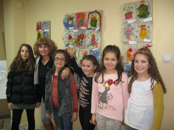 Базар и Коледна изложба бяха открити в Галерия “Ателието“