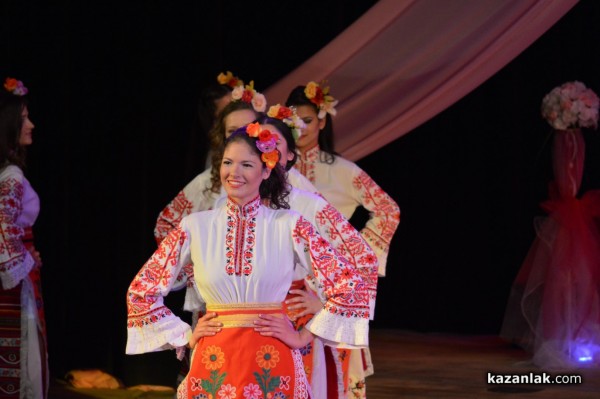 2014 в снимки - КАРТИЧКИ