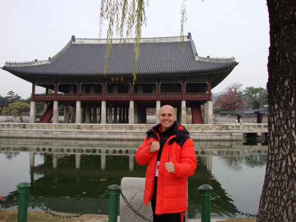 Тихомир Владов се завърна от Корея с 5-ти дан черен колан