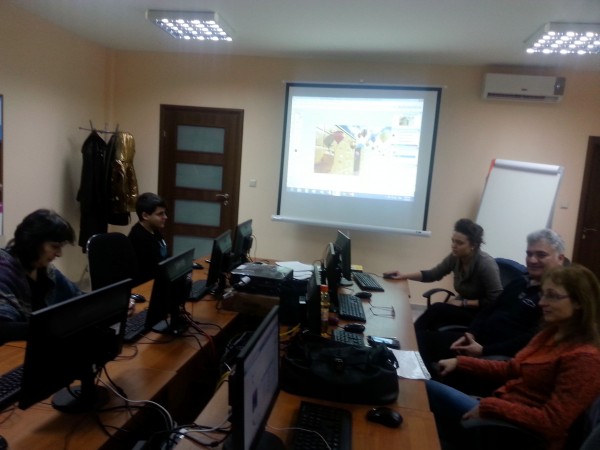 ИКТ Център стартира курс Photoshop в първия работен ден на 2015