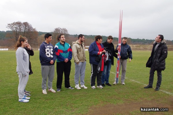 Борис Кърчев зарадва лекоатлетите ни с нова екипировка и копия