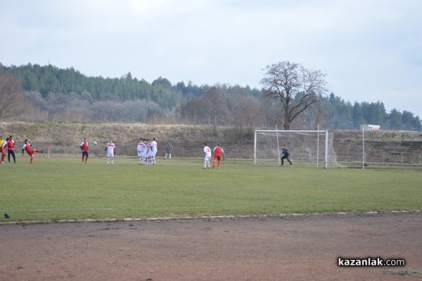 Розова долина победи с 3:0 Янтра /Габрово/