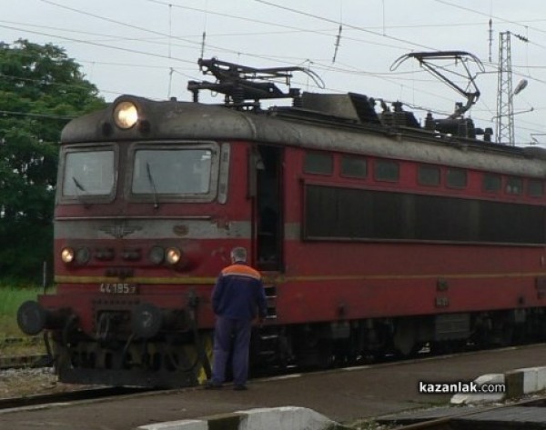 Задържаха мъж за кражба от електромотриса на гара Тулово / Новини от Казанлък