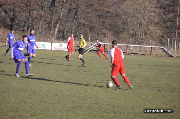 Розова долина и Етър завършиха наравно