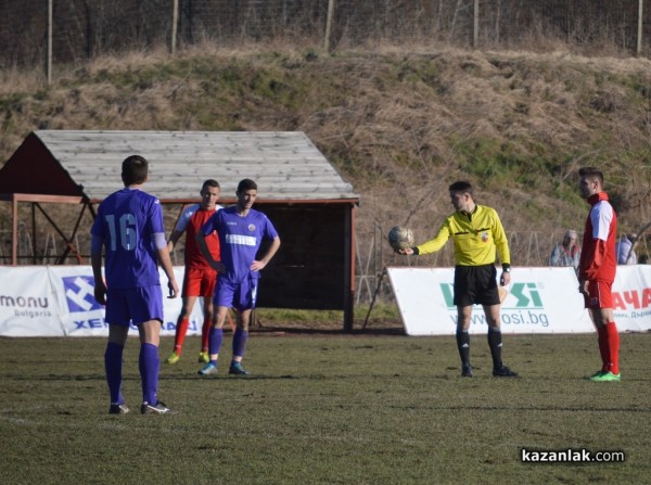 Розова долина и Етър завършиха наравно