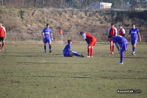 Розова долина и Етър завършиха наравно