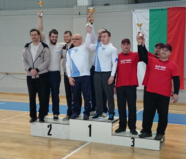 17 – годишна казанлъчанка е шампион на България по стрелба с лък за жени