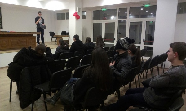 Ученици от Казанлък твориха на тема „Моята история за вярата в магията на любовта”