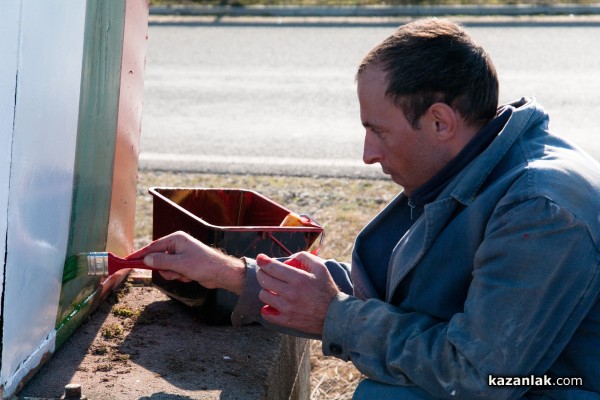 Пилот и ски инструктор дадоха нов живот на монумент в Казанлък