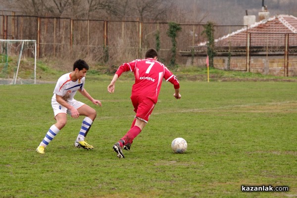 Юношите старша възраст на Розова долина вкараха 7 гола на Миньор /Раднево/